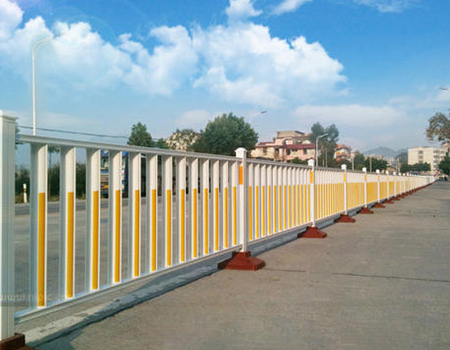 公路护栏案例